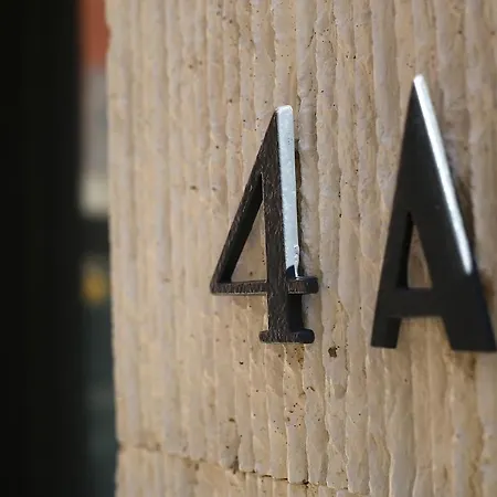 New Downtown Houses-4a * ליסבון
