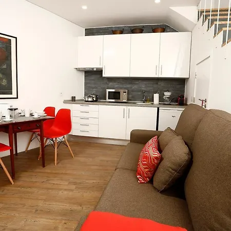 New Downtown Houses-4a ליסבון