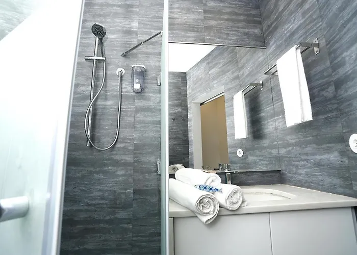 New Downtown Houses-4a Апартаменти Лісабон